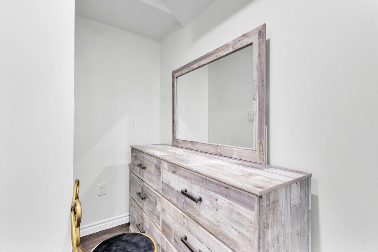 Modern 1 Bedroom + Den In 坎布里奇 外观 照片
